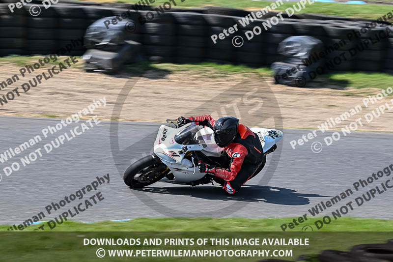 enduro digital images;event digital images;eventdigitalimages;lydden hill;lydden no limits trackday;lydden photographs;lydden trackday photographs;no limits trackdays;peter wileman photography;racing digital images;trackday digital images;trackday photos